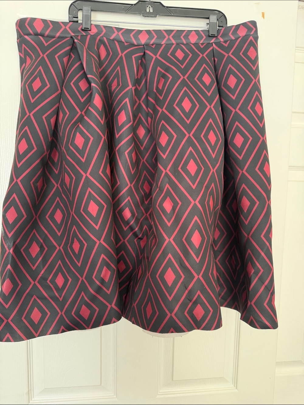 Womens burgundy Geometric Flare Skirt